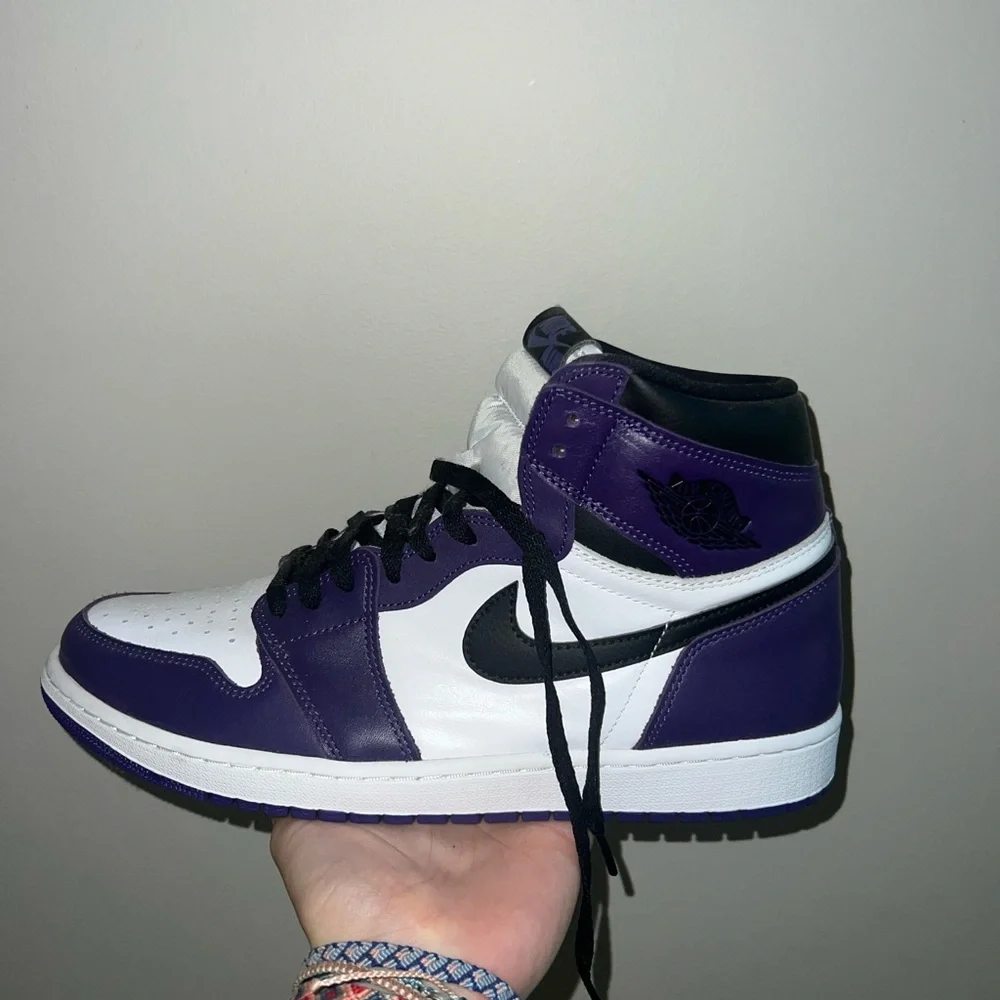 Air Jordan 1 Retro High OG “Court Purples” Perfect Condition, Comes with tag - Picture 2 of 7